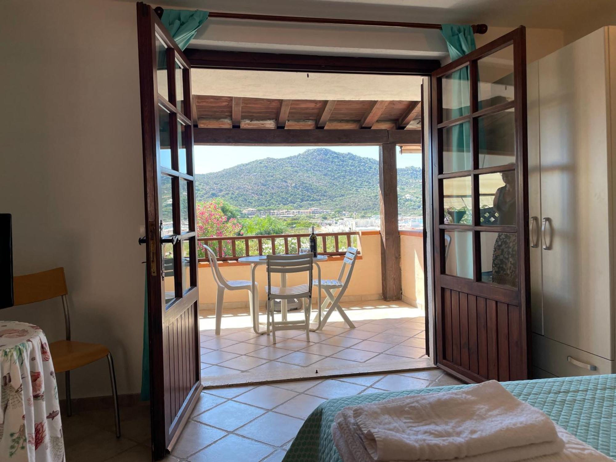 Sardegna Beach Cala Reale 马里内拉 客房 照片